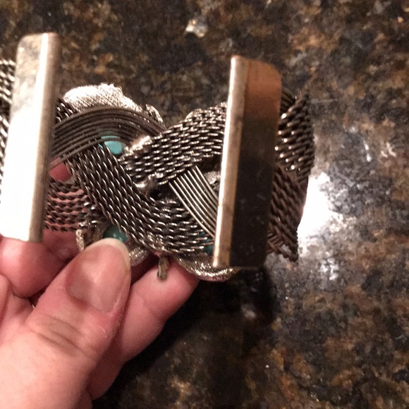 Turquoise Bracelet and Necklace set. - Picture 5 of 8